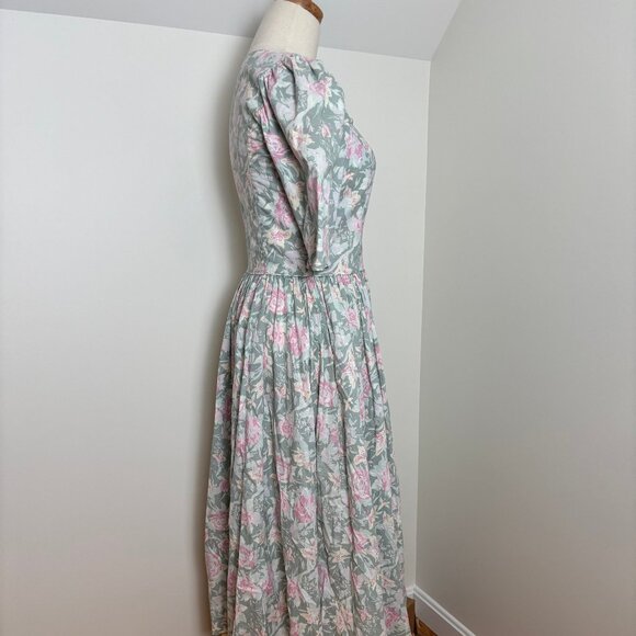 Vintage sage and pink floral Laura Ashley ss dress with piped bodice, US 10 - Picture 10 of 15